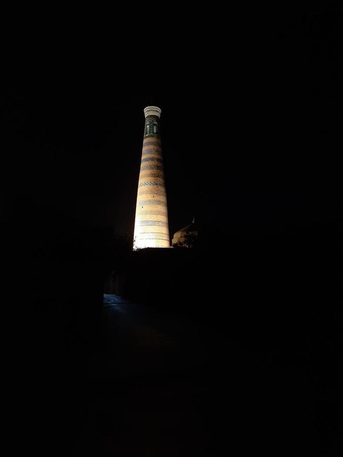 Doppi Hotel Khiva Buitenkant foto