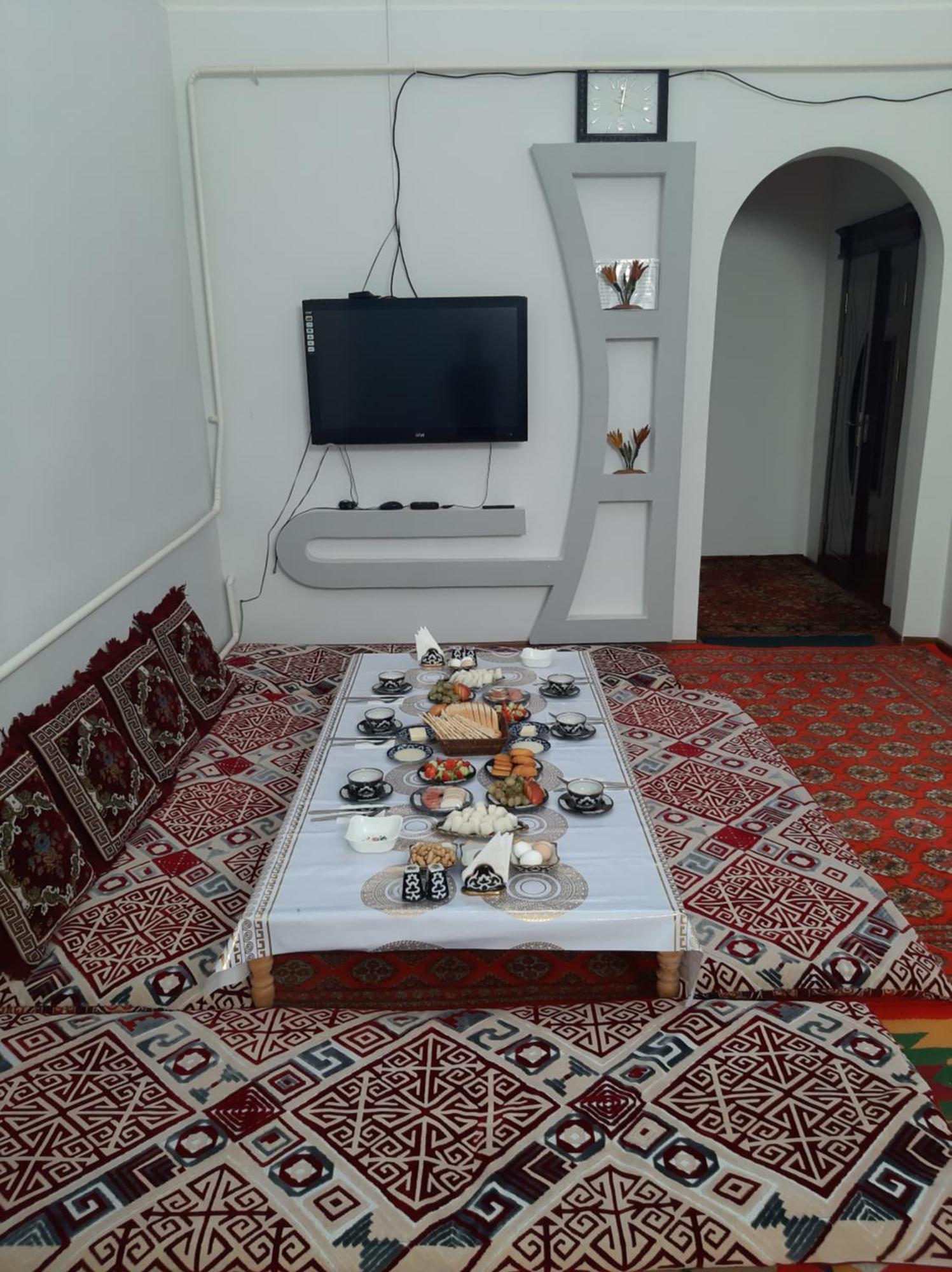 Doppi Hotel Khiva Buitenkant foto