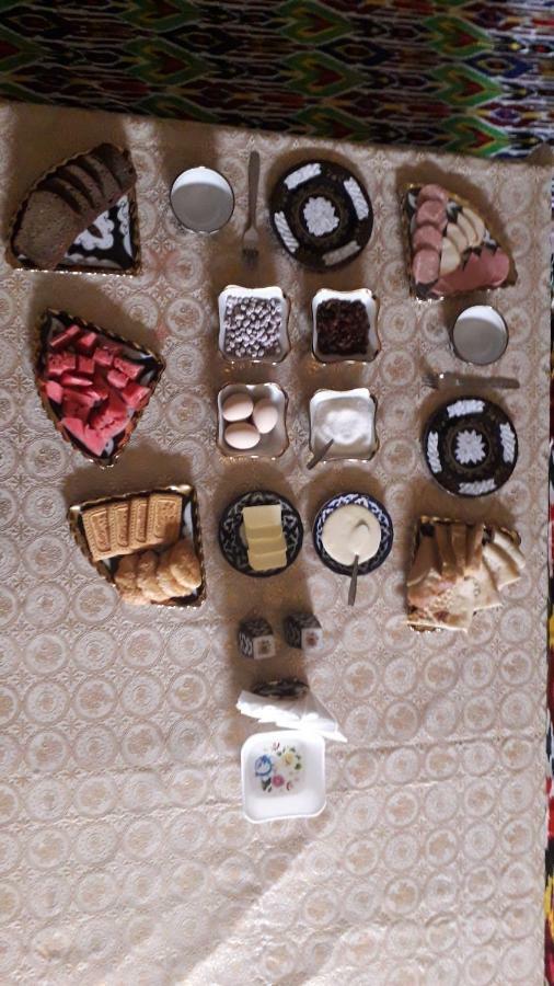 Doppi Hotel Khiva Buitenkant foto
